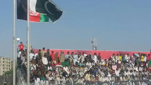 اگلے ہفتے پاکستان اور افغانستان کی سیاسی قیادت کے درمیان اہم ملاقات بھی ہو رہی ہے جس میں امن کے قیام پر بات چیت ہو گی