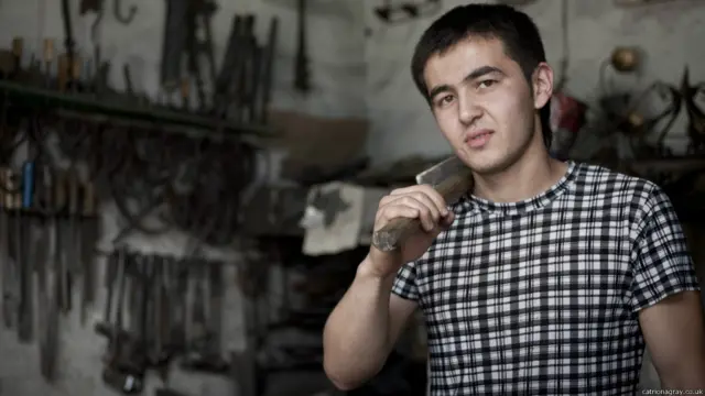 Чорсу бозоридаги темирчи