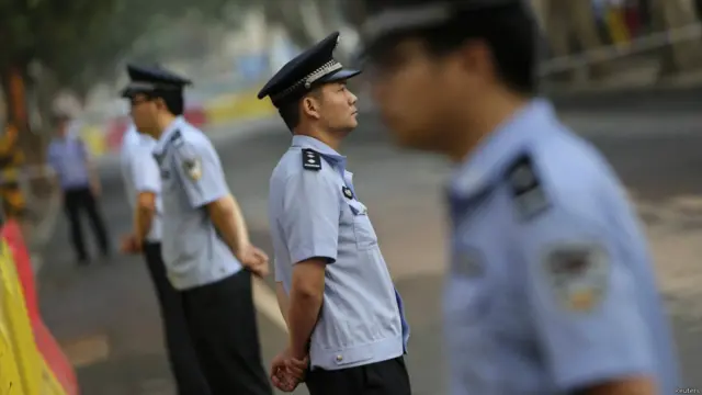 济南中院开庭审理薄熙来案（22/08/2013）