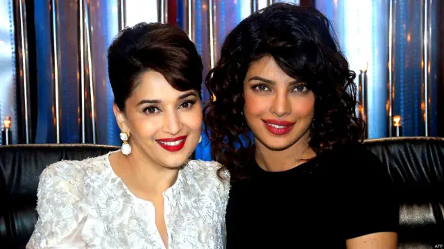 आने वाली फ़िल्म 'जंजीर' के प्रमोशन के मौके पर माधुरी और प्रियंका साथ-साथ नज़र आईं. इस फ़िल्म का निर्देशन अपूर्व लाखिया ने किया है. 