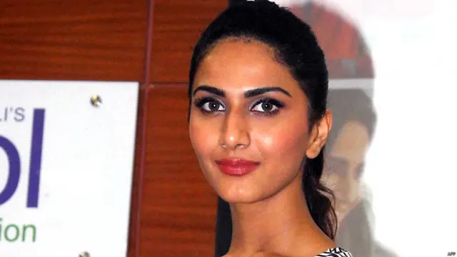 वाणी कपूर