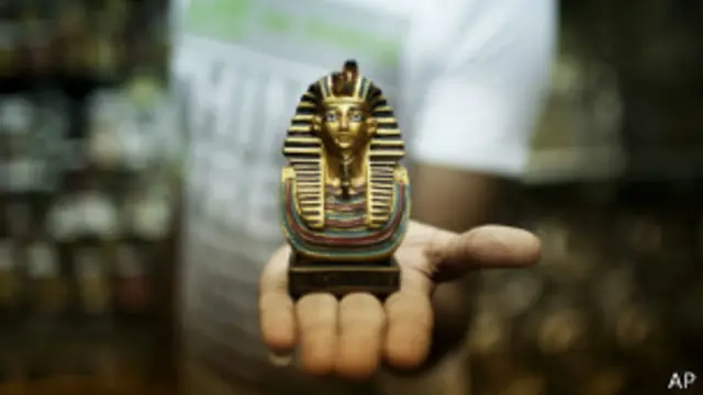 Сувенир в Каире