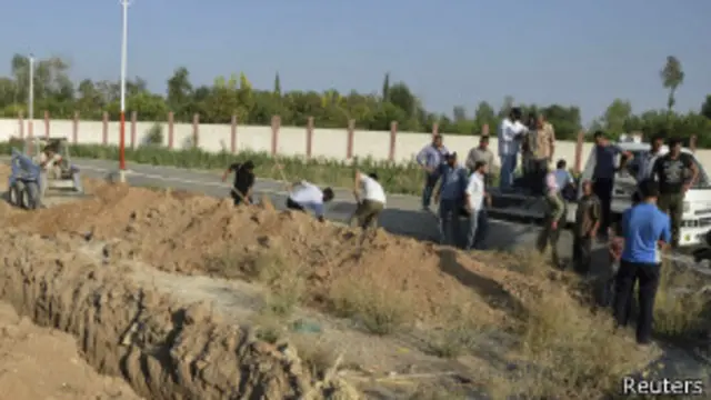 Похороны жертв в пригороде Дамаска Гута