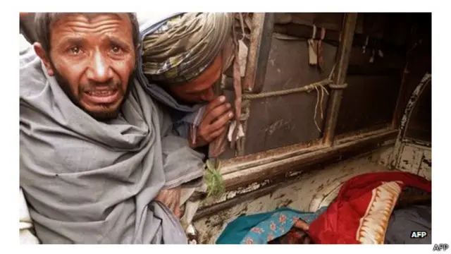  मारे गये लोगों में ज़्यादातर महिलाएँ और बच्चे थे 