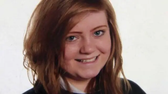 پدر هانا اسمیت خواهان نظارت‌های شدیدتر بر شبکه‌های اجتماعی است