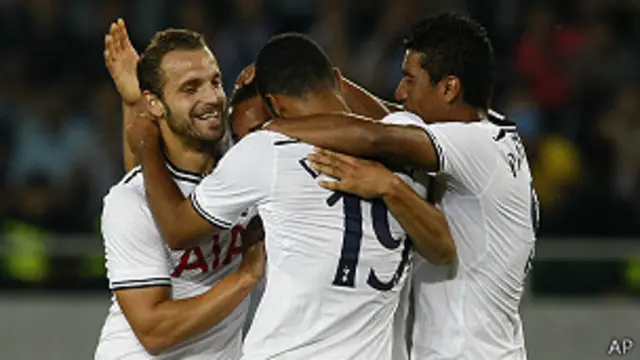 سولدادو يسجل هدفين في تصفيات الدوري الأوروبي