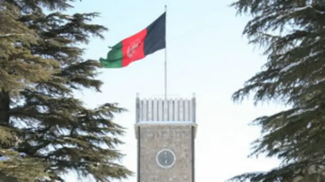 ارګ ويلي که طالبان په ريښتيا سوله غواړي نو بهرنيان دې نه پلمه کوي 