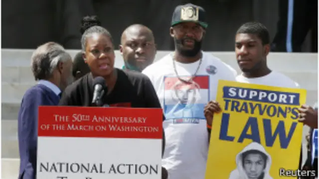 مادر تریوان مارتین خواهان اصلاح قوانین مربوط به کاربرد سلاح های گرم شد