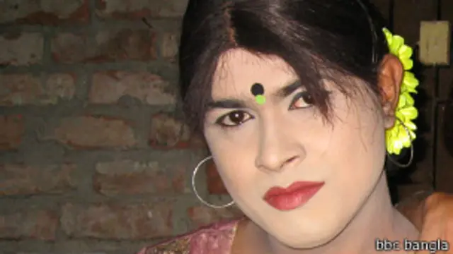 Chiroyli yalangoch fotosini surati