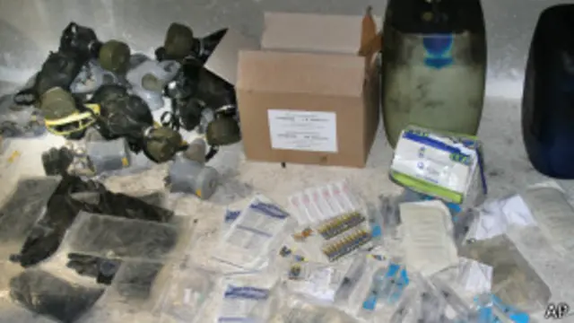 د سوریې دولتي تلوېزیون ویلي ځواکونو په هغو ځایونو کې چې یاغیانو کارول د کیمیاوي وسلو نښې نښانې موندلي دي.