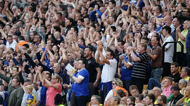 Hinchas durante el partido Everton vs Norwich City
