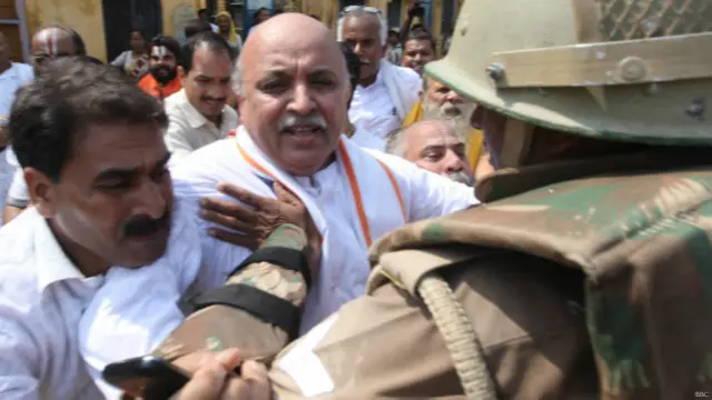 अयोध्या तोगड़िया गिरफ़्तारी