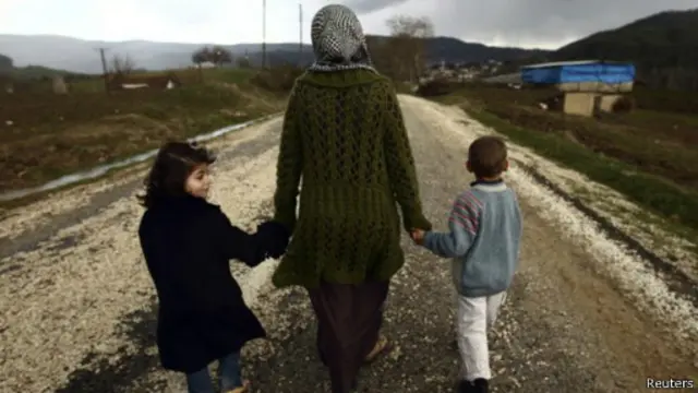 لاجئون سوريون