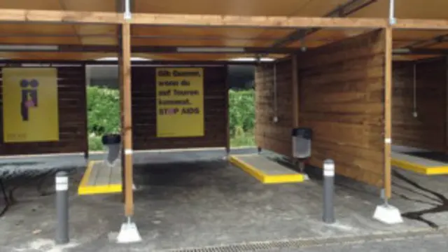 蘇黎世性交易區內的小木屋。