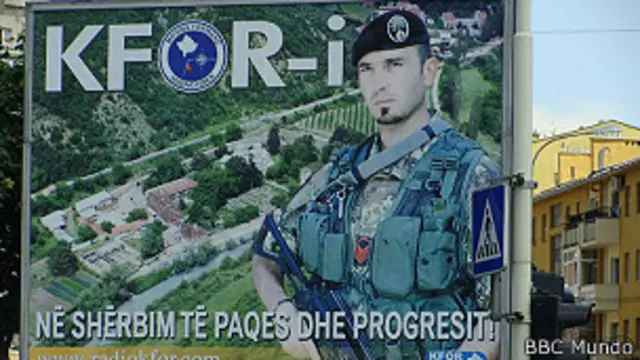 Aviso de KFOR en Kosovo