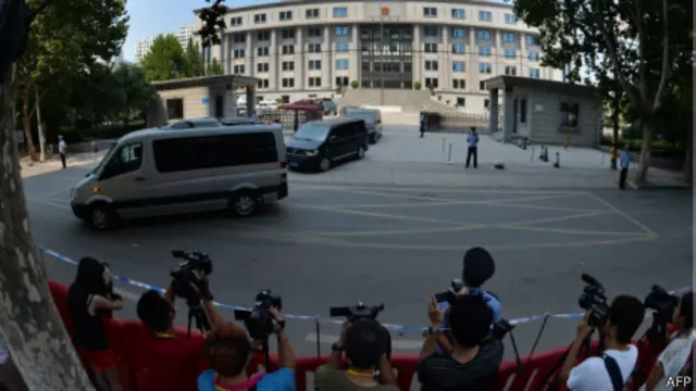 濟南中院（26/08/2013）