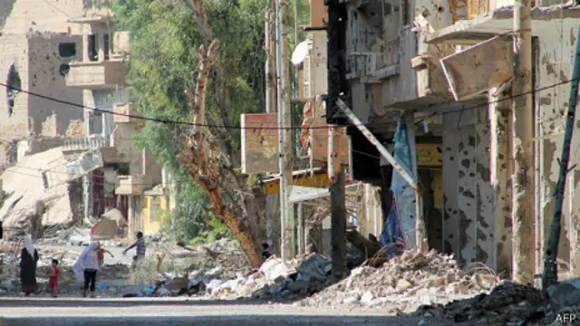 Разрушения в городе Дейр Зор