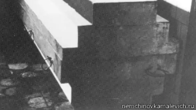 "Супрематический саркофаг" 