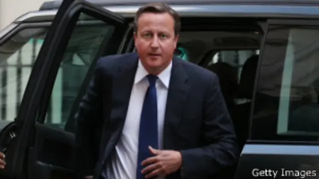 دعا كاميرون البرلمان البريطاني لبحث الخيارات تجاه الأزمة السورية