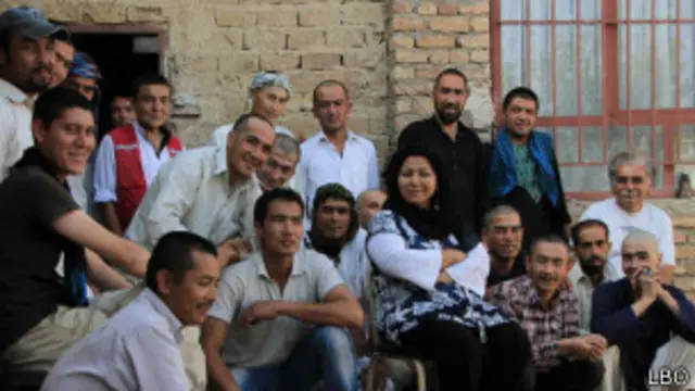 لیلا حیدری با درآمد رستوران خود به درمان معتادان می‎پردازد