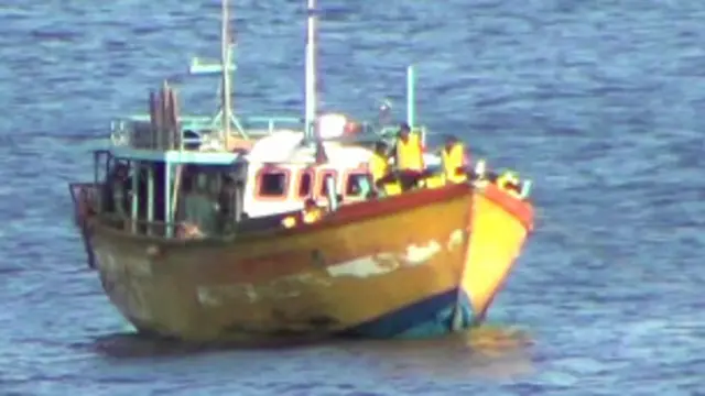 قایق پناهندگان