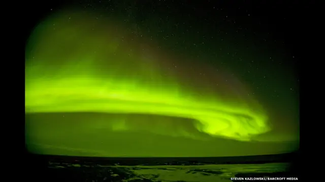 Aurora boreal no Alasca por Steven Kazlowski