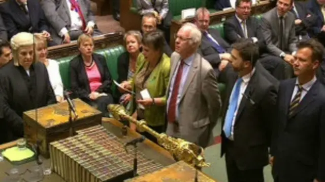 英国议会就是否参与针对叙利亚政府军的军事行动投票