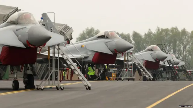 پیشتر، دولت بریتانیا تعدادی جنگنده تایفون مستقر در قبرس را به حالت آماده باش درآورده است.