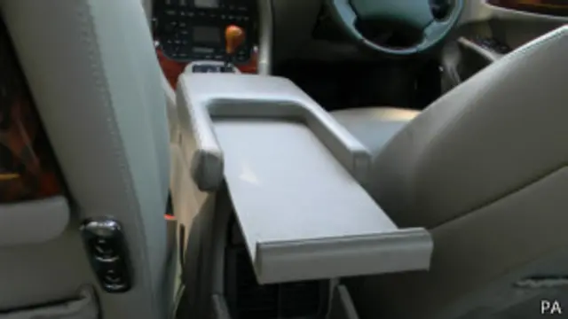 Interior do carro que pertenceu à Rainha Elizabeth / PA