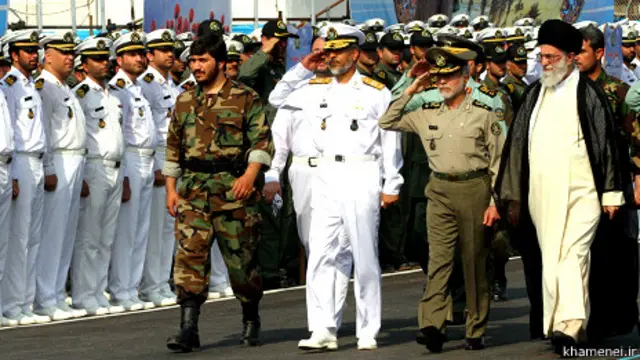 آیت‌الله خامنه‌ای، رهبر-عطاالله صالحی، فرمانده ارتش-حبیب‌الله سیاری، فرمانده نیروی دریایی
