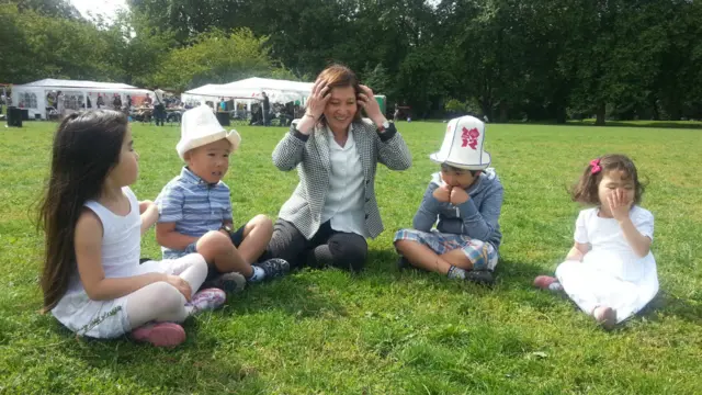 Лондондогу кыргыз жеткинчектери 