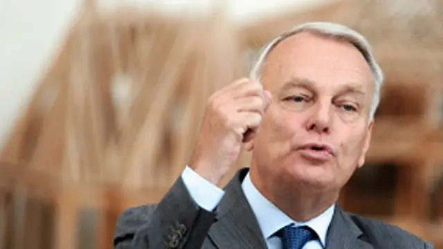 فرانسیسی وزیراعظم یاں مارك آئغو نے فرانس کی پارلیمان میں شام میں کیمیائی ہتھیاروں کے حملے سے متعلق دستاویزات پیش کیں