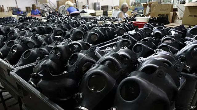 Fábrica de máscaras de gas en Kiryat Gat, Israel