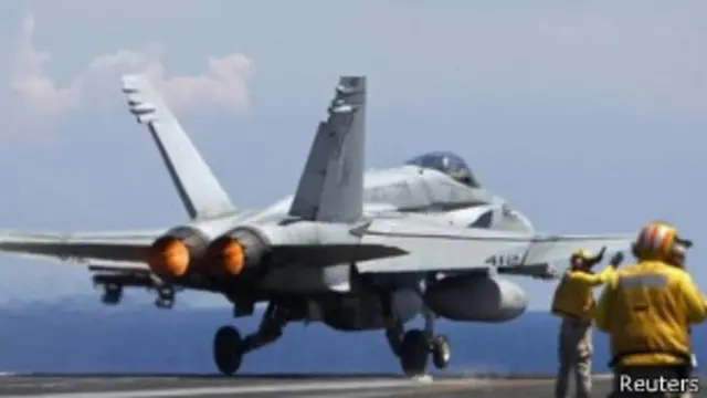 संयुक्त राष्ट्र संघ के मुताबिक़ सीरिया में 50 लाख लोग विस्थापन का शिकार हैं.