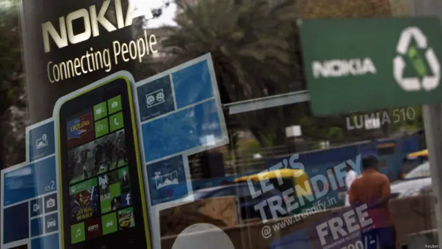 नोकिया फोन, माइक्रोसॉफ्ट,