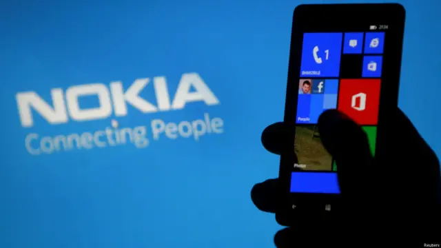 नोकिया फोन, माइक्रोसॉफ्ट,