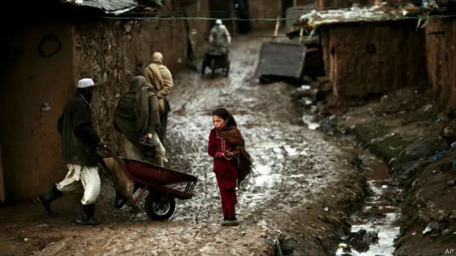 کسی بھی دوسرے ملک کے مقابلے پاکستان میں اس کے سب سے زیادہ مہاجر آباد ہیں جن کی تعداد تقریباً 16 لاکھ ہے
