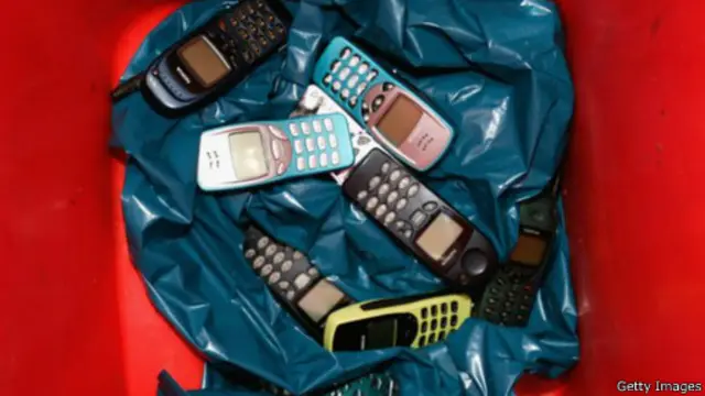 antigos celulares nokia. foto: getty images