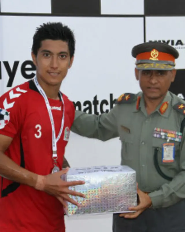 اسلام الدین امیری، کاپتان تیم افغانستان بعنوان بهترین بازیکن این دیدار انتخاب شد.