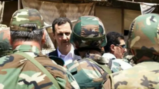 सीरिया के राष्ट्रपति बशर अल-असद ने रासायनिक हमलों में अपनी सरकार की भूमिका से इनकार किया है.