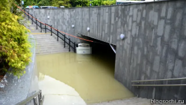 Подземный переход у гостиницы Москва в городе Сочи