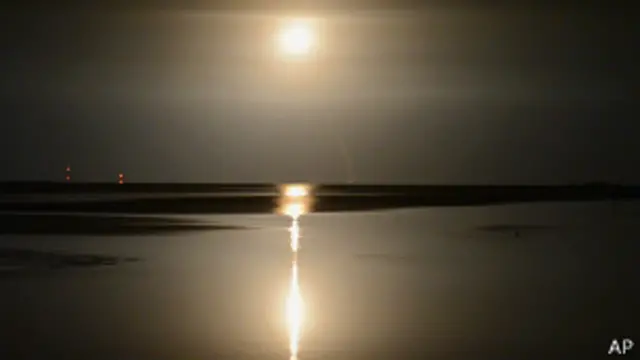 Запуск ракеты-носителя с зондом LADEE