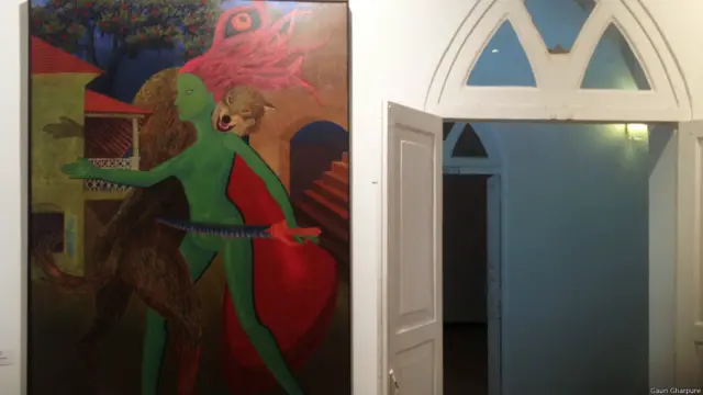 "व्हाय नॉट" कला प्रदर्शनी 