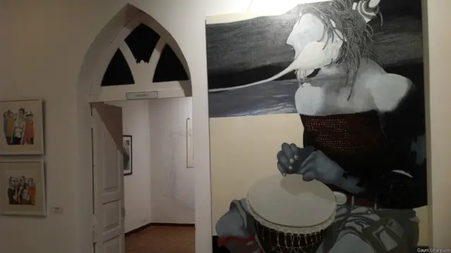 "व्हाय नॉट" कला प्रदर्शनी 