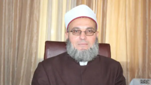 شیخ نصر الدین: هیچ ملا امامی در مصر از مردم پول، غذا و یا امتیازی دیگر دریافت نمی‌کنند