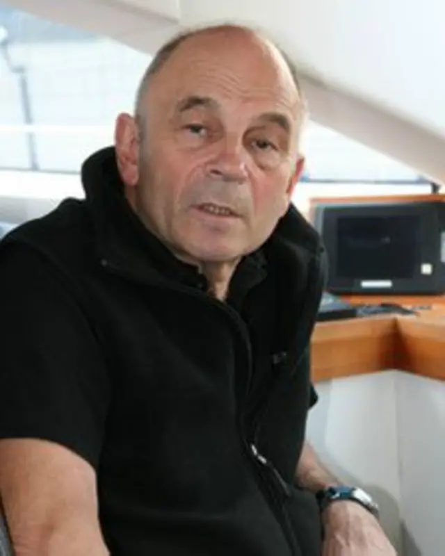 गेरार्ड डि अबोविले, कप्तान, टुरेनर 