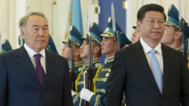 习近平与哈萨克斯坦总统纳扎尔巴耶夫