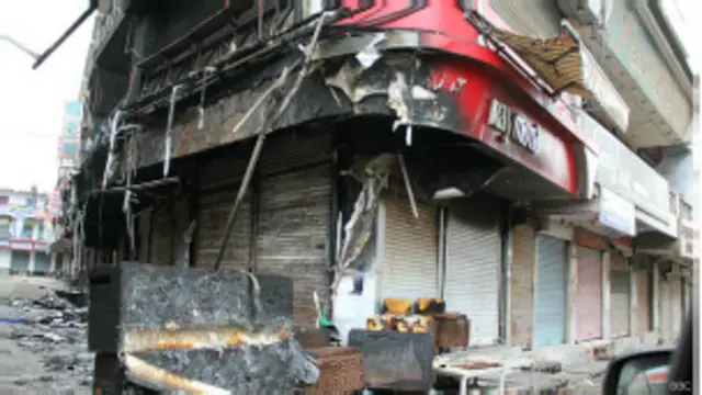 آگ زنی کے واقعات میں املاک کو کافی نقصان پہنچا ہے