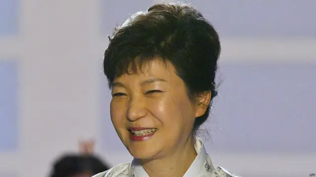 दक्षिण कोरिया राष्ट्रपति पाक गान हे