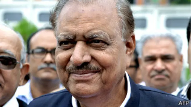 يحل مأمون حسين خلفا لزرداري